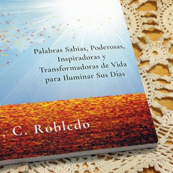 3 for $10 book sale! Espanol - 365 Citas para Vivir Su Vida - Picture 3 of 6
